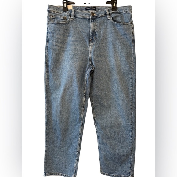 Calvin Klein High Rise Straight Leg Jeans 12 - Picture 4 of 11